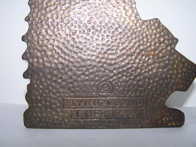 A pair of Antique Bookends circa 1922 depicting the Clipper Ship 'Flying Cloud' — image 2